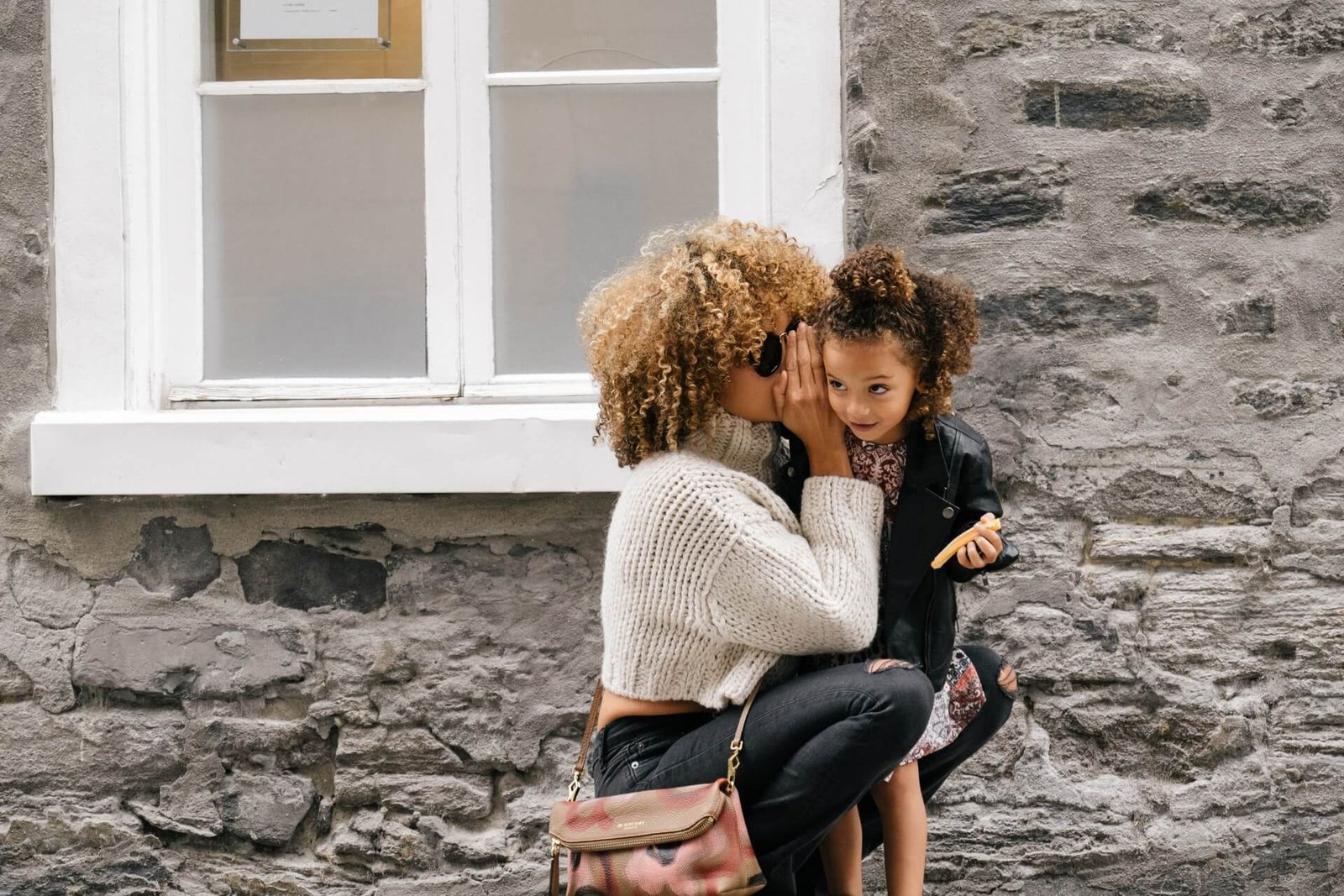 Enfants explorant leur monde
