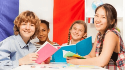 Les Secrets de l'Éducation Bilingue : Avantages, Inconvénients et Impact sur les Enfants
