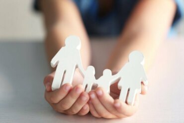 Tout Savoir sur le Placement en Famille d'Accueil : Fonctions, Types et Raisons d'Intervention