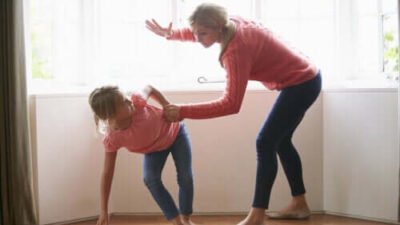 Pourquoi Éviter les Punitions Physiques : Les Dangers et Alternatives pour Éduquer Positivement