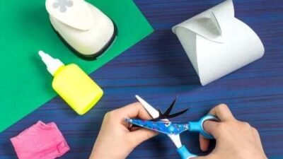 Activités manuelles pour enfants : créez un sapin de Noël et des cartes uniques avec des photos