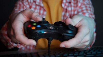 Les jeux vidéo chez les enfants : bénéfices, risques et comment les gérer