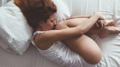 Soulager les douleurs menstruelles : astuces et explications essentielles
