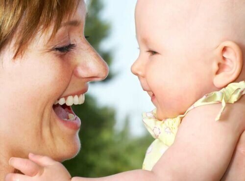 Communication non verbale : l'art d'interagir avec votre enfant dès les premiers mois