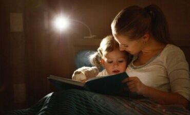 Comment initier votre enfant à la lecture : conseils et activités ludiques