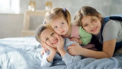 Comment organiser une chambre pour trois enfants : astuces et conseils pratiques