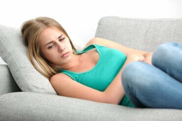 Comprendre l'appendicite chez les adolescents : symptômes, causes et traitements