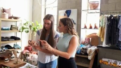 Les avantages du travail d'été pour les adolescents : apprentissage et indépendance