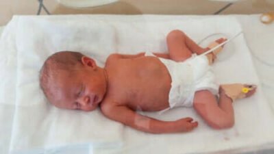 Articles indispensables pour prendre soin de votre bébé prématuré : guide essentiel