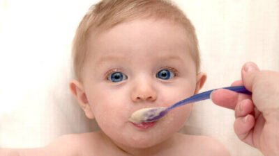 Comment assurer une alimentation saine et équilibrée à votre bébé