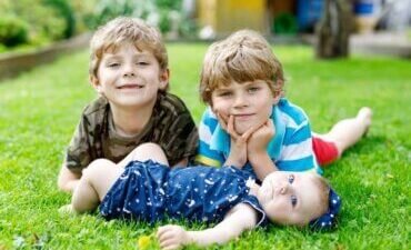 Accueillir un troisième enfant : défis à relever et bonheur à partager
