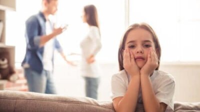 Comment annoncer un divorce à ses enfants : conseils pour le faire en douceur
