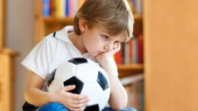 Comment parler de la dépression aux enfants : conseils pratiques pour les parents