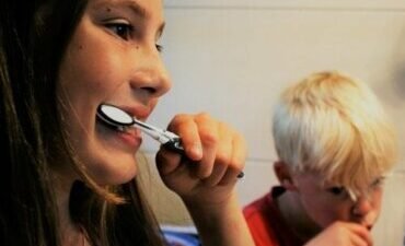 L'hygiène bucco-dentaire à l'école : conseils indispensables pour les enfants