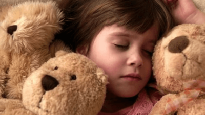 Pourquoi les peluches sont essentielles au développement émotionnel des enfants