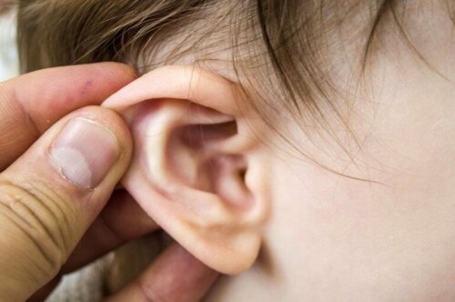 Infections à l'oreille chez les bébés : comment les reconnaître et les prévenir