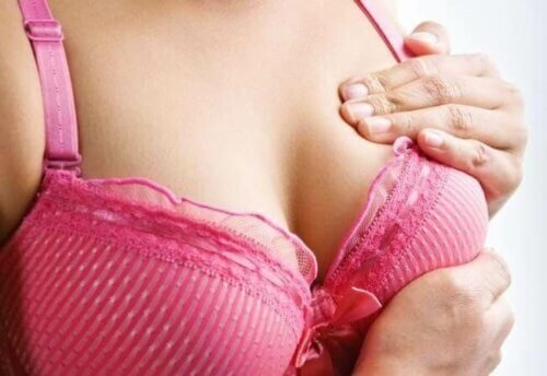 Transformations des seins pendant la grossesse : comprendre et gérer les changements